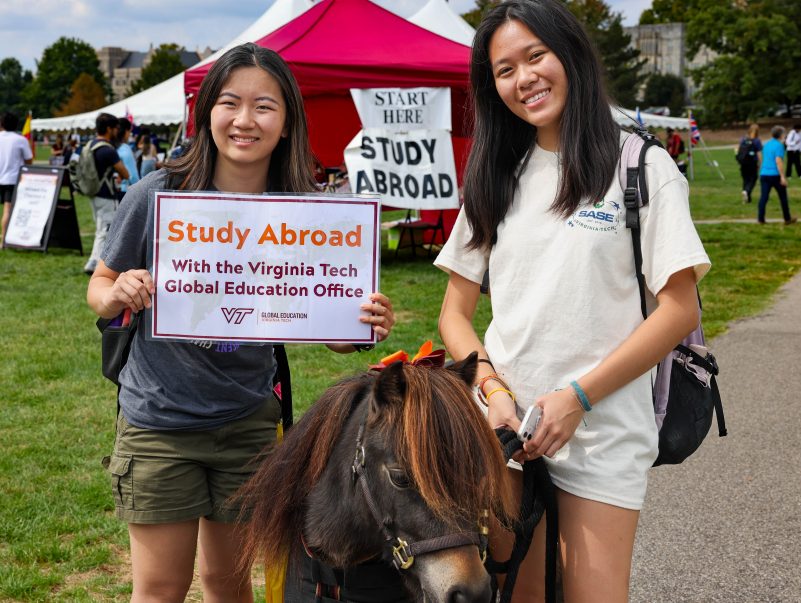 Study Abroad Week on the Drillfield Study Abroad Week on the Drillfield
